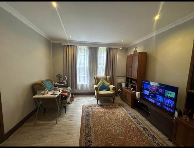 1 BEDROOM PROPERTY TO RENT IN NEWLANDS